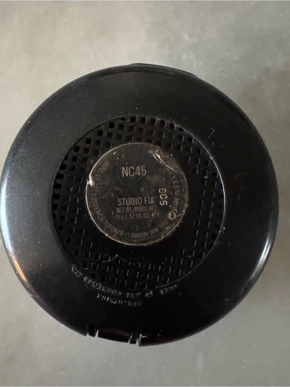 MAC Studio Fix Powder Plus Foundation NC45
